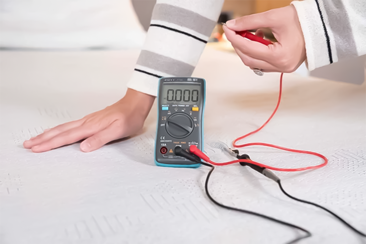 LifeGuard Grounding Bed Cover